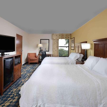 Hampton Inn Fayetteville Fort Bragg Exterior photo
