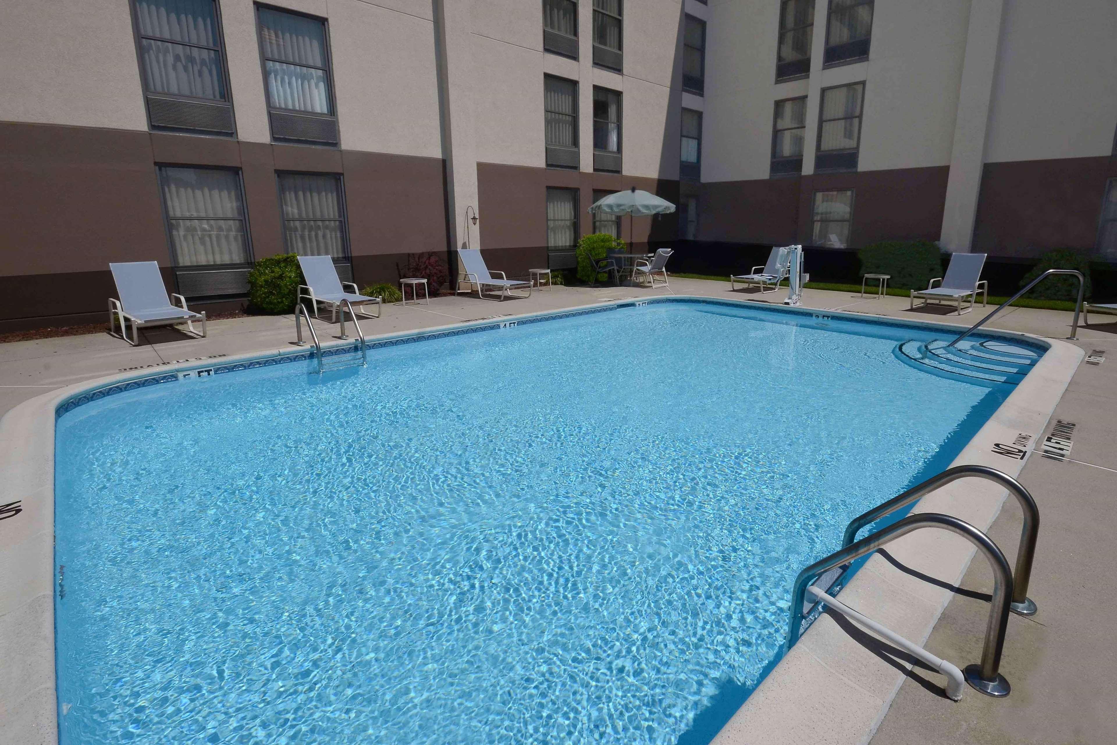 Hampton Inn Fayetteville Fort Bragg Exterior photo
