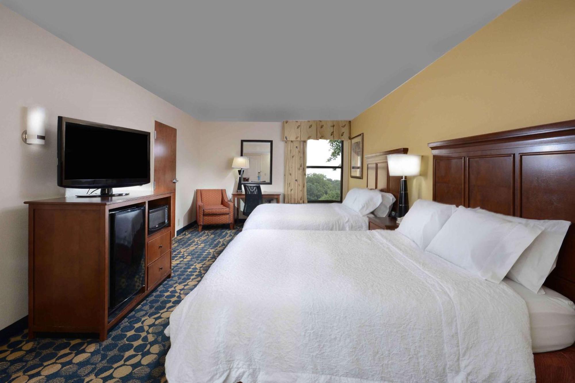 Hampton Inn Fayetteville Fort Bragg Exterior photo