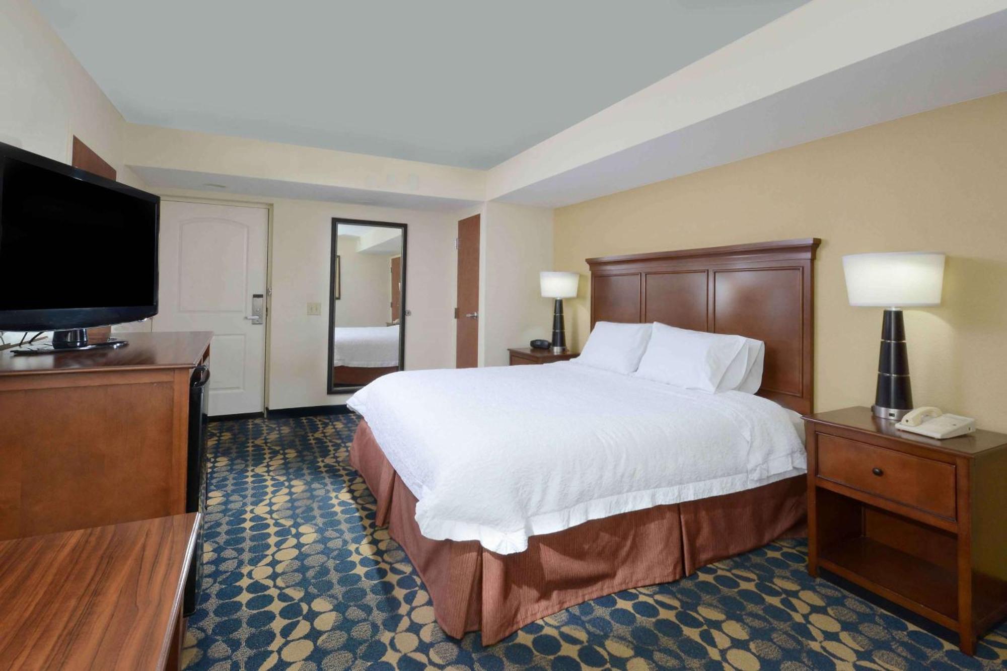 Hampton Inn Fayetteville Fort Bragg Exterior photo