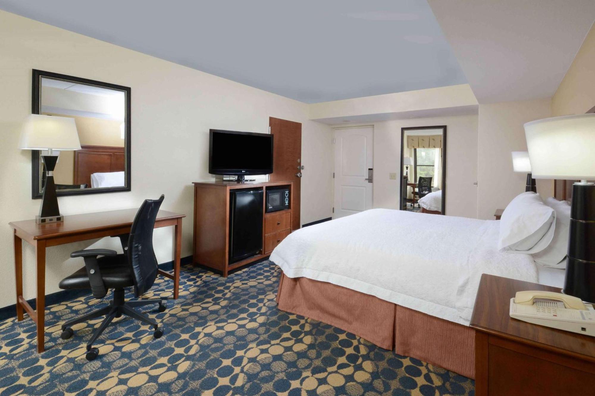 Hampton Inn Fayetteville Fort Bragg Exterior photo