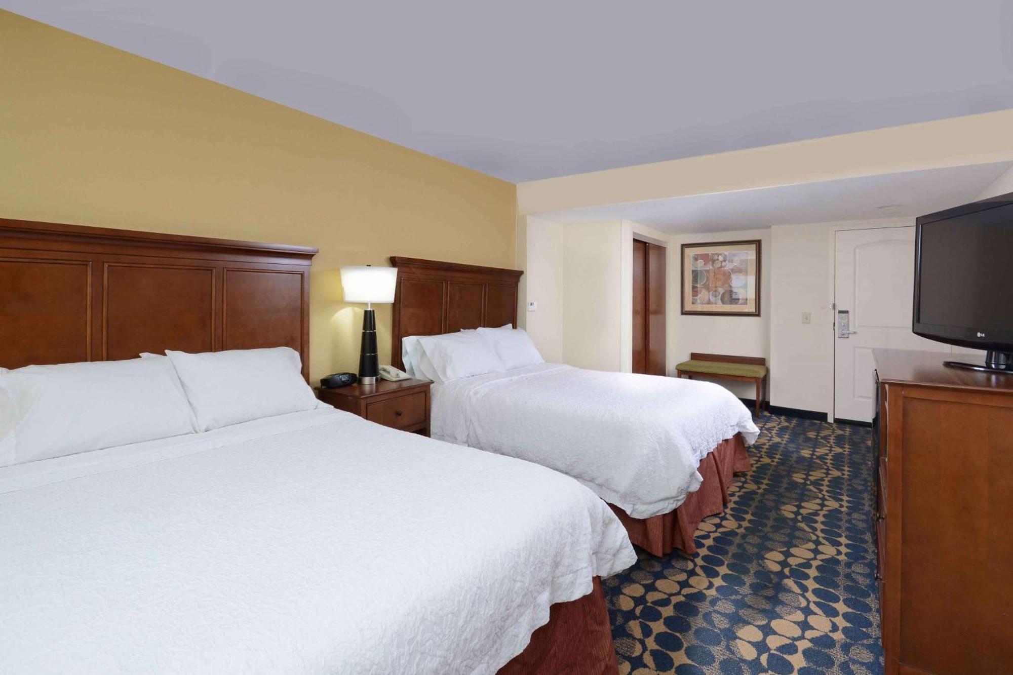 Hampton Inn Fayetteville Fort Bragg Exterior photo