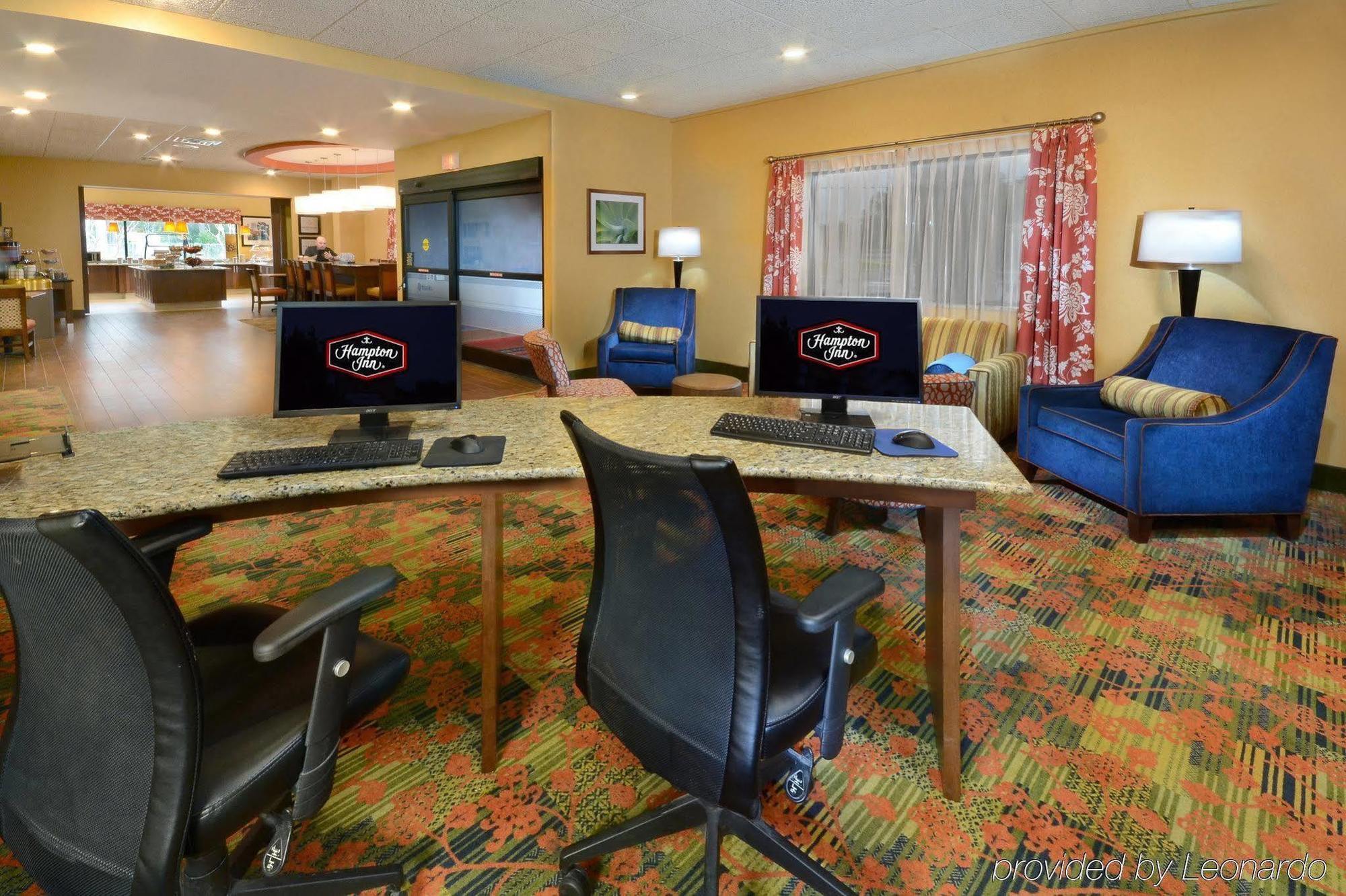 Hampton Inn Fayetteville Fort Bragg Exterior photo