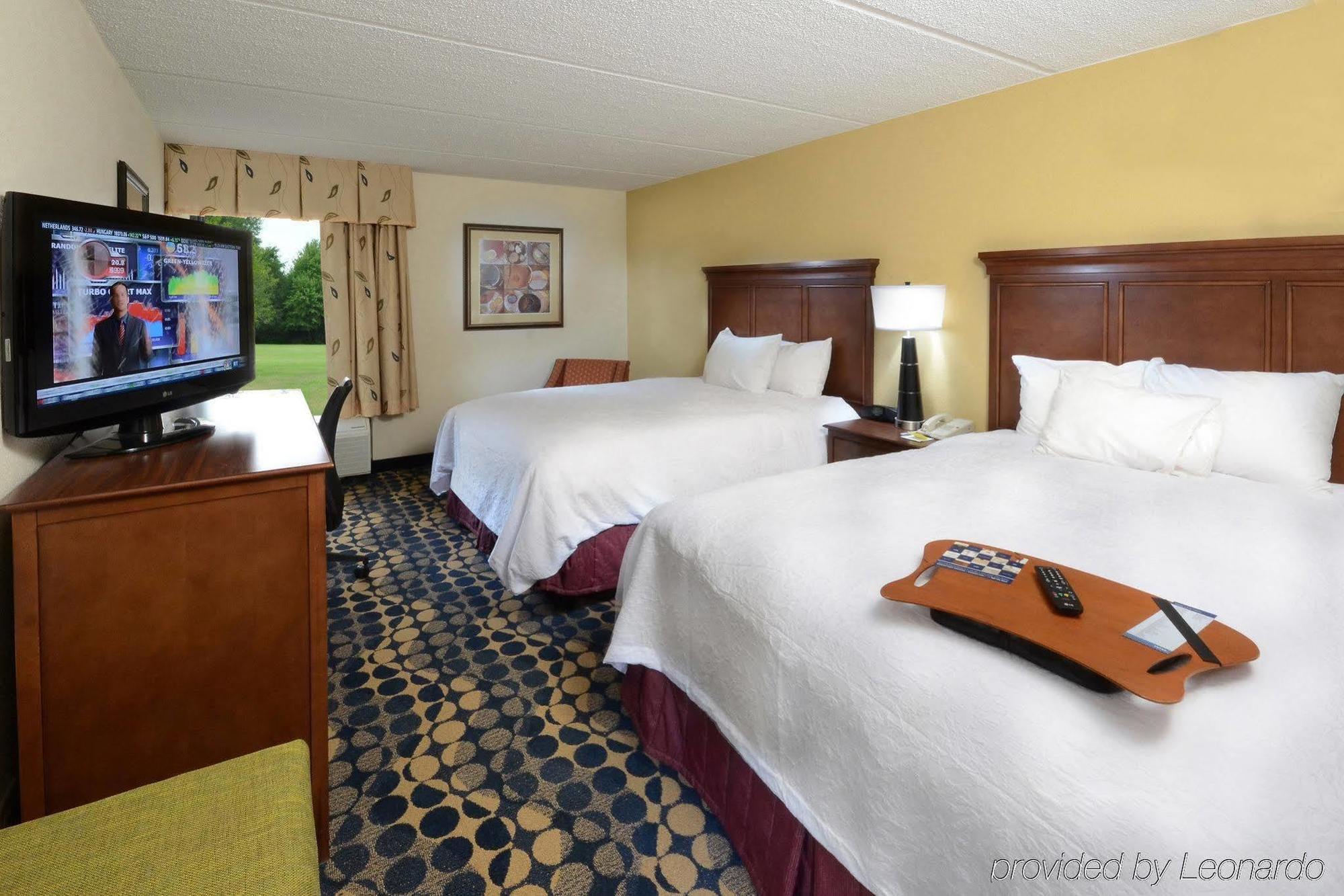 Hampton Inn Fayetteville Fort Bragg Exterior photo